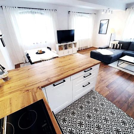 Apartman Linda - Veľká Lomnica Vel'ka Lomnica Exterior foto