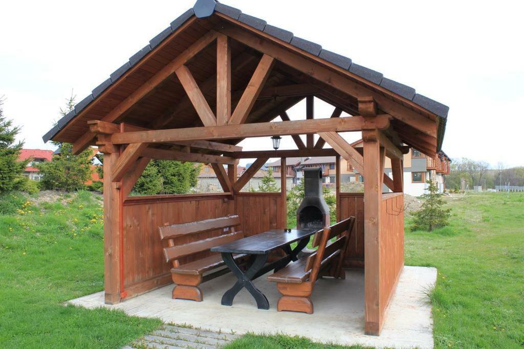 Apartman Linda - Veľká Lomnica Vel'ka Lomnica Exterior foto